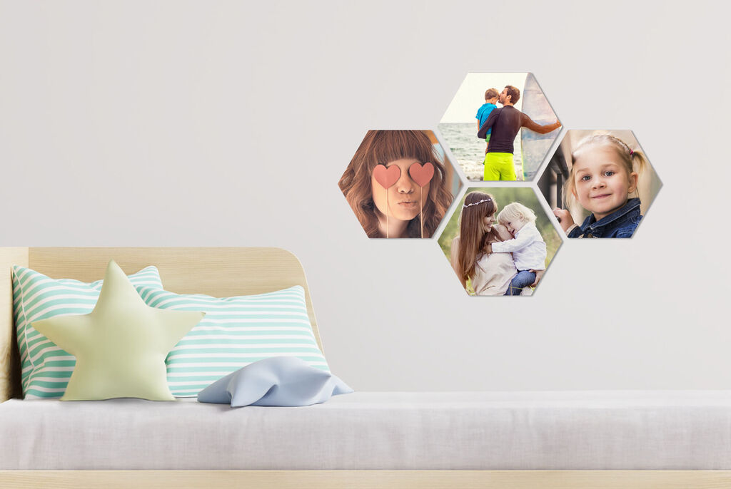 Sechs hexagonale Fotowandbilder mit liebevollen Erinnerungen an Familienmomente