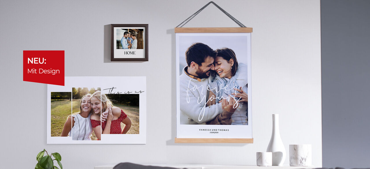Wandbild mit einem romantischen Paar in warmen Farben neben einem schönen Rahmen mit Foto.
