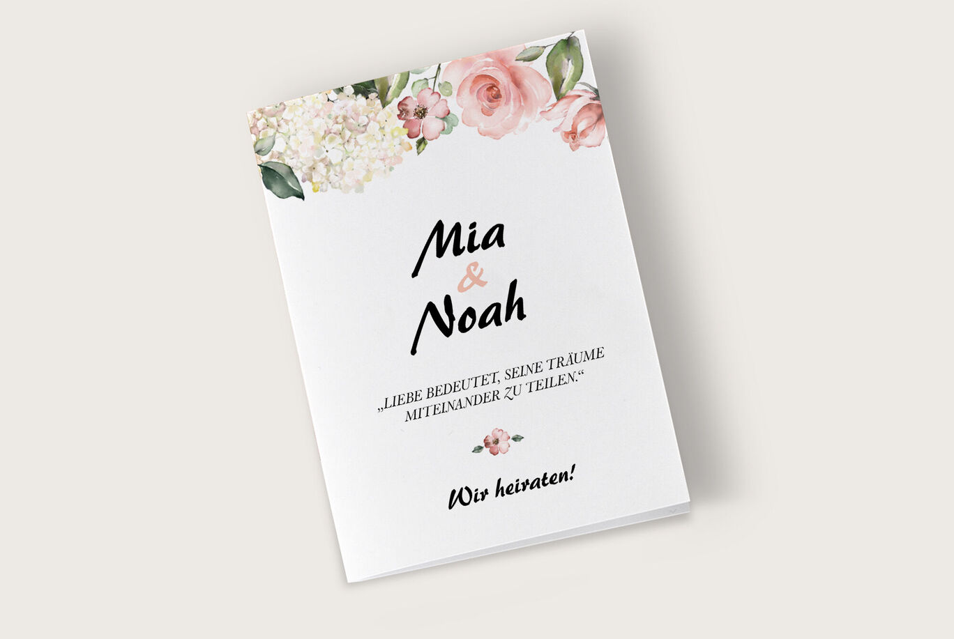 Ein Hochzeitsgrußkarten-Design mit floralen Elementen, das die Namen Mia und Noah zeigt