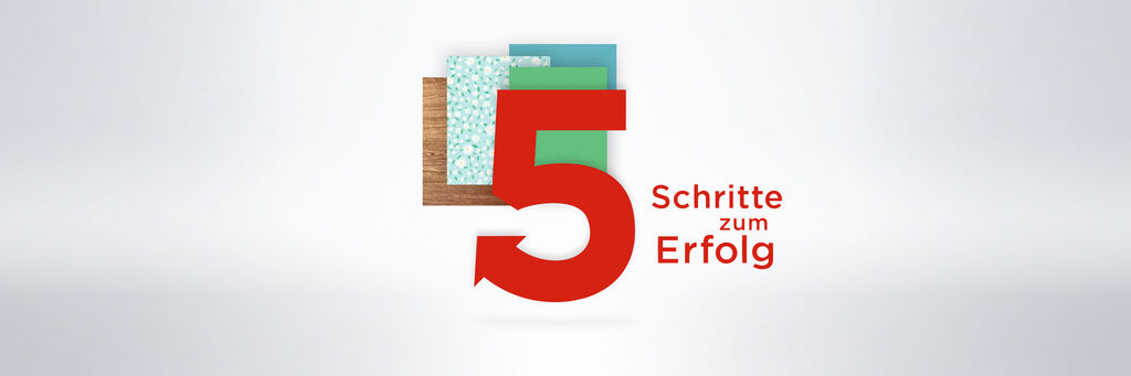 Eine große rote Zahl 5 auf einem hellen Hintergrund zeigt fünf Schritte zum Erfolg. Darunter steht in einer sanften Schrift "Schritte zum Erfolg".