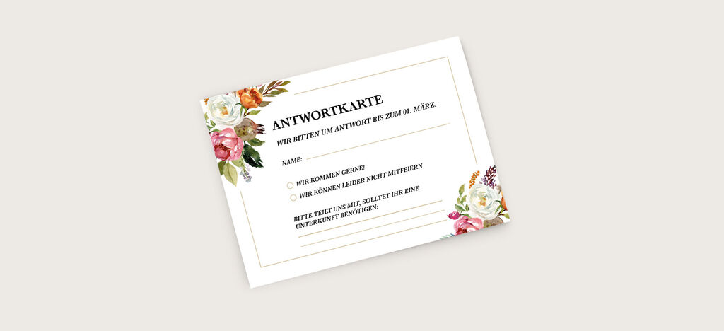 Antwortkarte mit floralen Motiven und Platz für persönliche Angaben