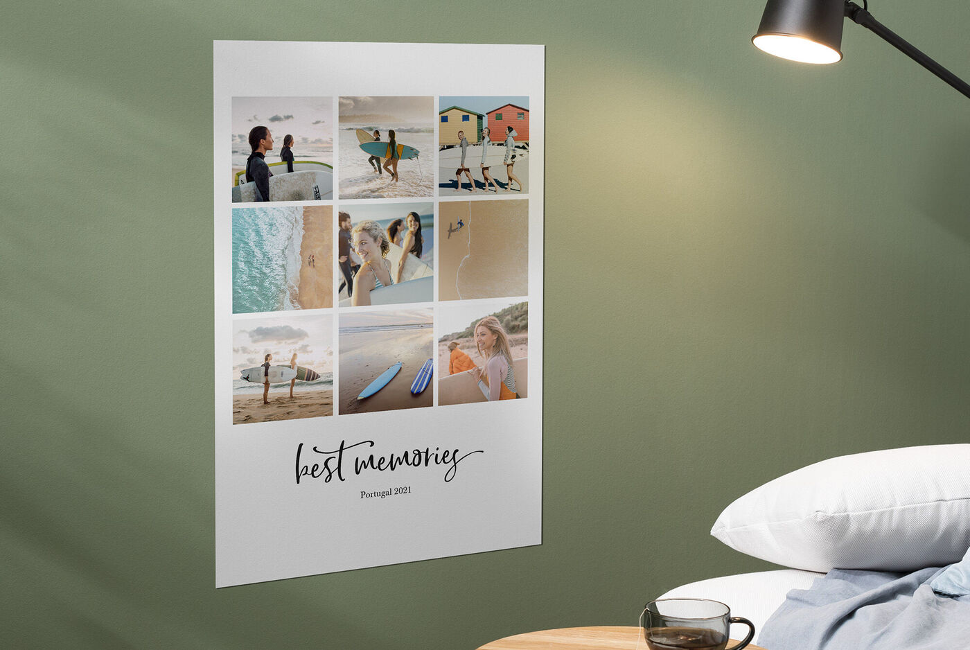 Wandbild mit verschiedenen Urlaubsmomenten in Collage-Format, passend für ein modernes Wohnzimmer