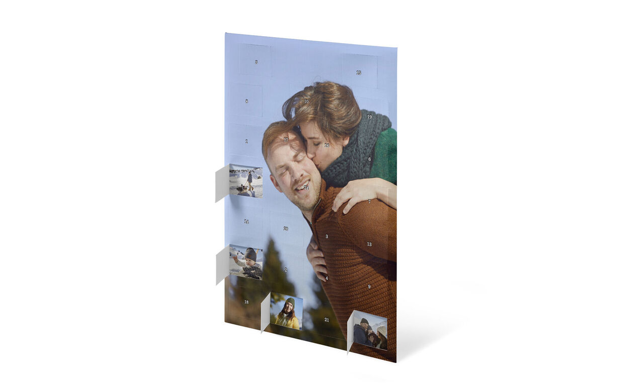 Kalender mit Fotos von Urlaubsmomenten und liebevollen Erinnerungen