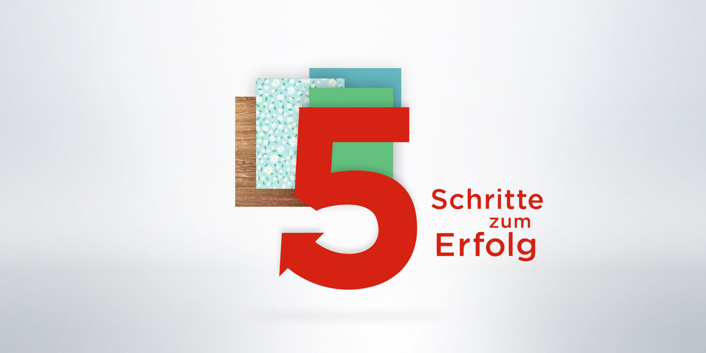 Die Zahl fünf in rot mit dem Text "Schritte zum Erfolg" auf hellem Hintergrund.