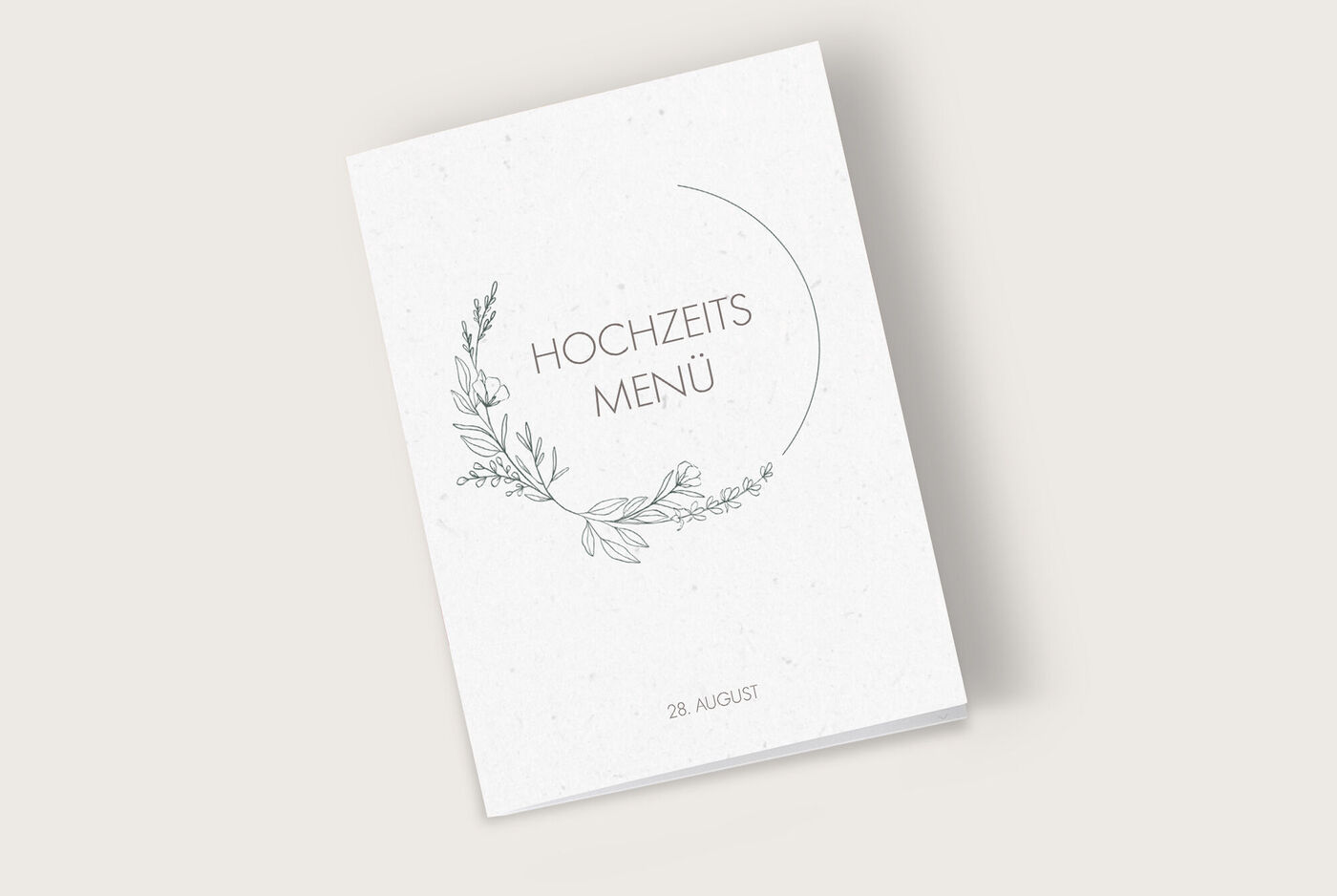 Ein wunderschönes Hochzeitsmenü mit floralem Rand und elegantem Design.