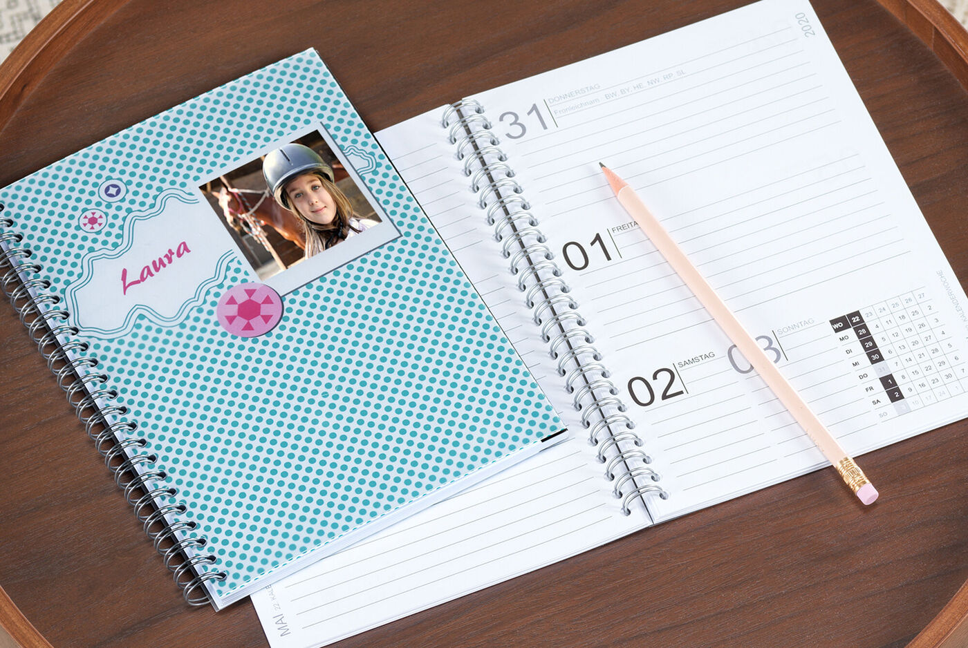 Wundervoller Kalender mit personalisierter Gestaltung","83132a21920f272bf84b8d6d6d04beb0e"