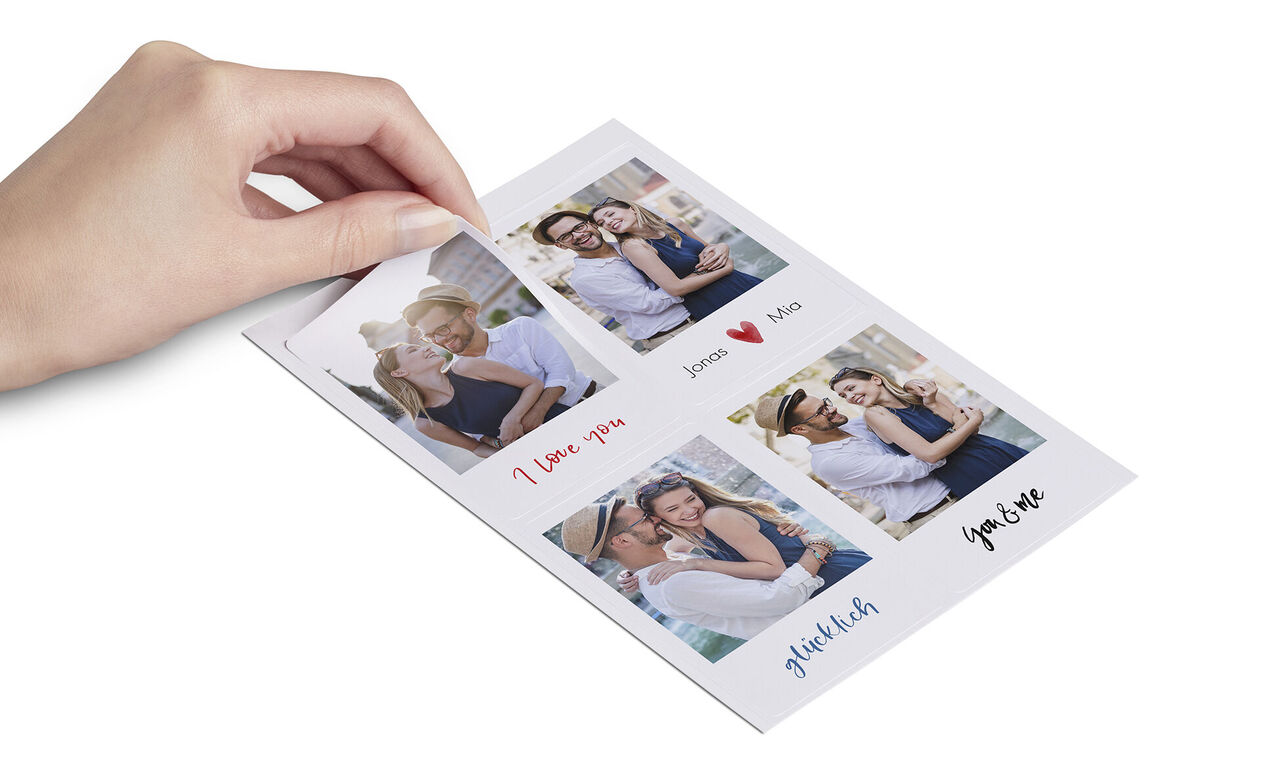 Liebesbotschaften und Schnappschüsse auf einer personalisierten Grußkarte